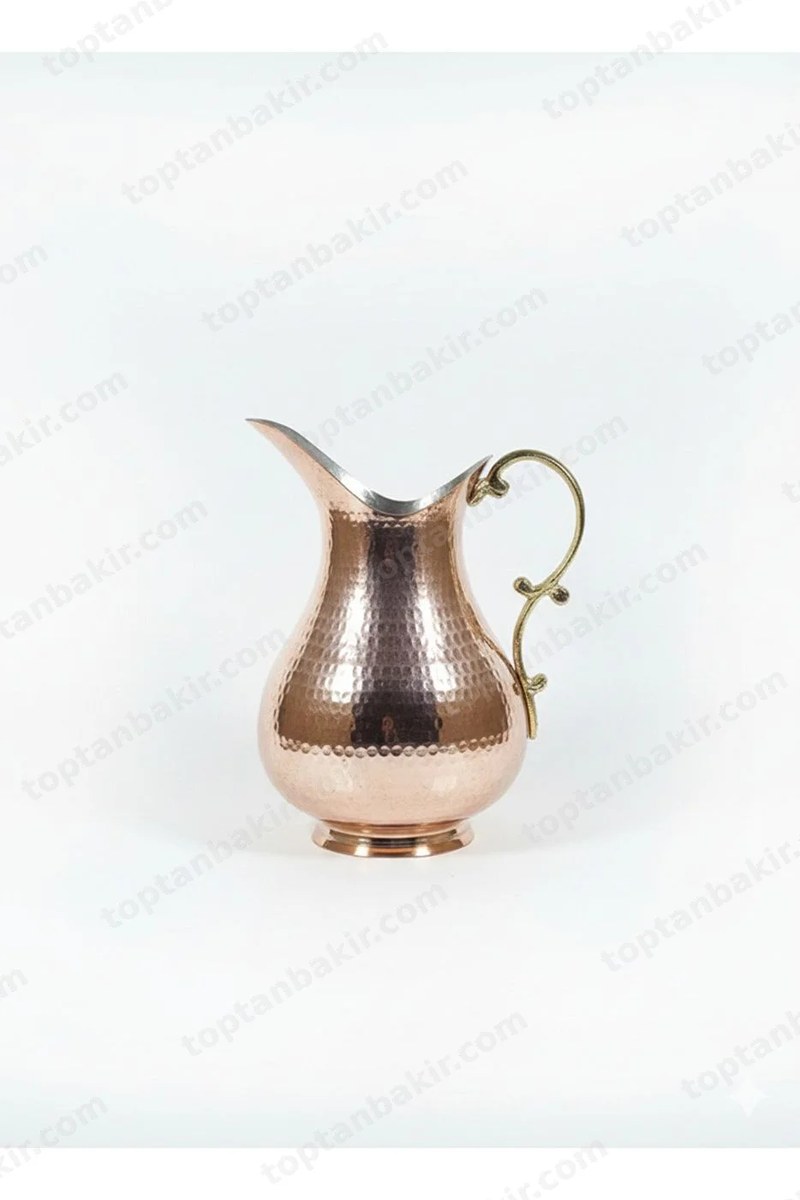 Heavily Hammered Copper Pitcher – 2 Lt